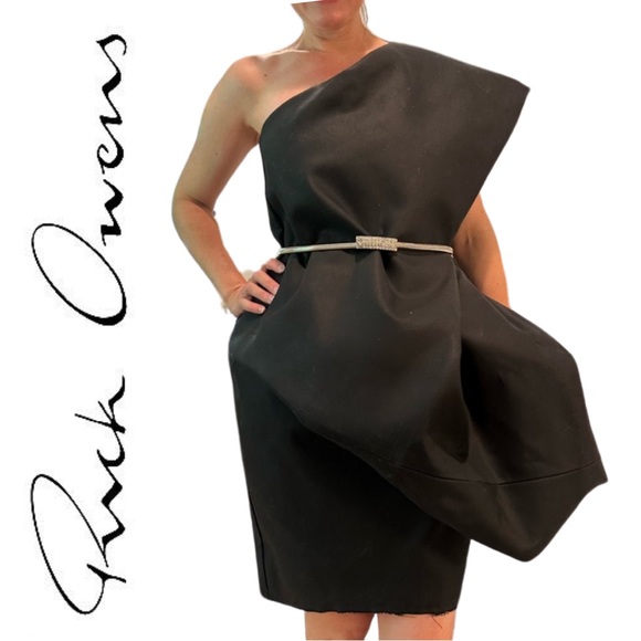 Rick Owens Dresses & Skirts - Rick Owens Dirt s/s 2018 black sculptural dress size 4